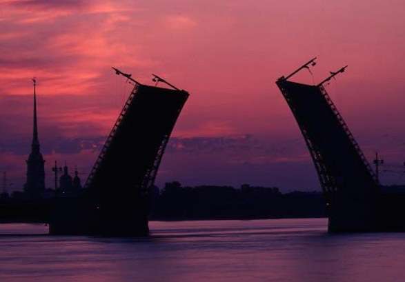 宫廷桥圣彼德堡 Palace Bridge