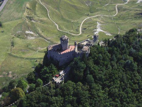 圣马利诺历史中心与蒂塔诺山 San Marino Historic Centre and Mount Titano