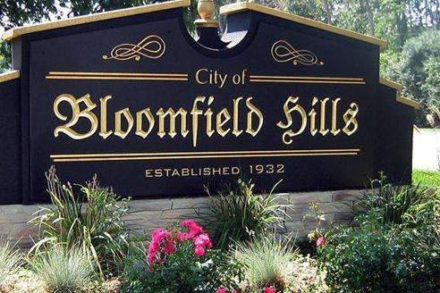 布卢姆菲尔德希尔斯 Bloomfield Hills