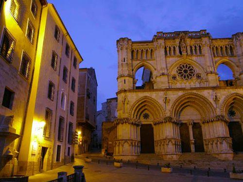 城墙围绕的历史名城昆卡 Historic Walled Town of Cuenca