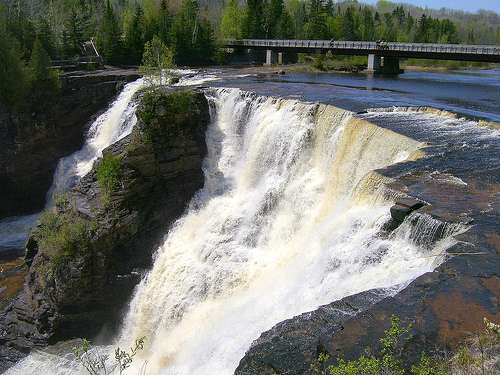 卡卡贝卡瀑布 Kakabeka Falls