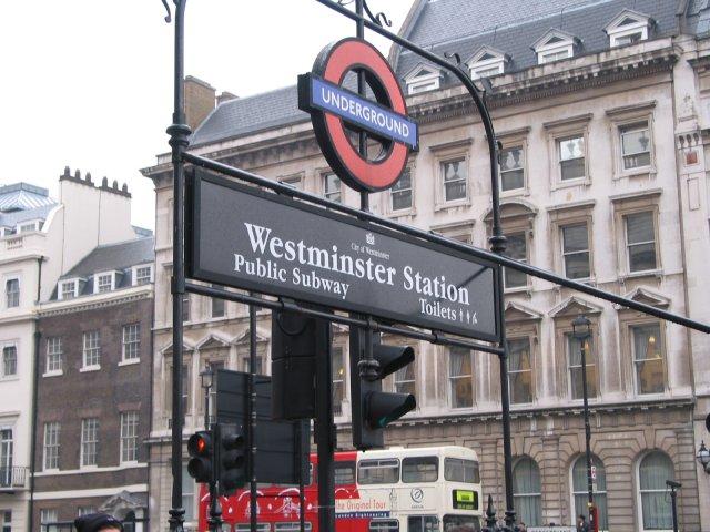 威斯敏斯特地铁站 Westminster Tube Station