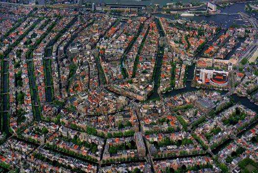 辛格尔运河以内的阿姆斯特丹17世纪同心圆型运河区 Seventeenth-century canal ring area of Amsterdam inside the Singelgracht