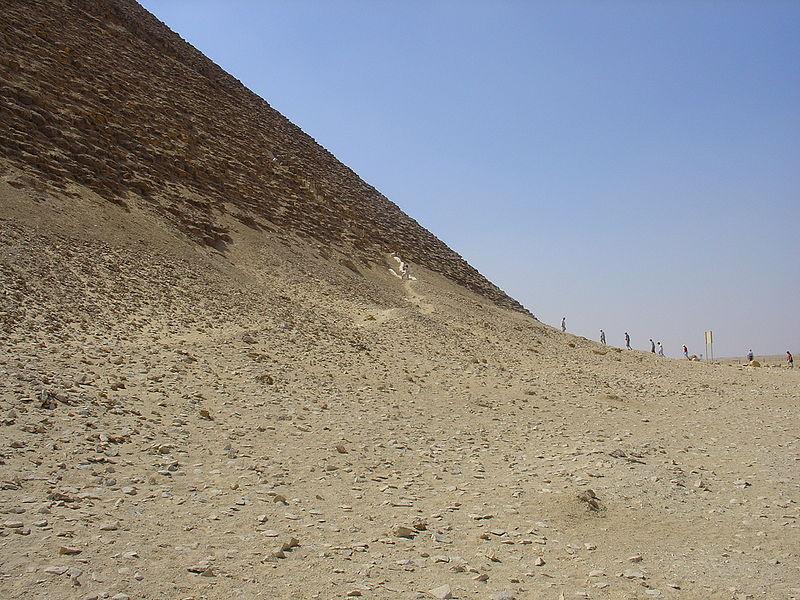 红金字塔 Red Pyramid