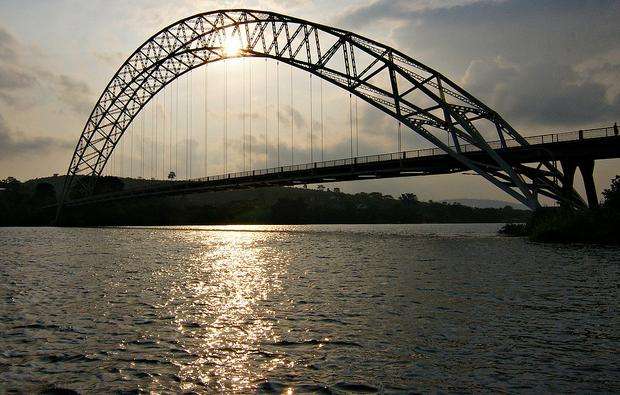 阿道姆桥 Adome Bridge