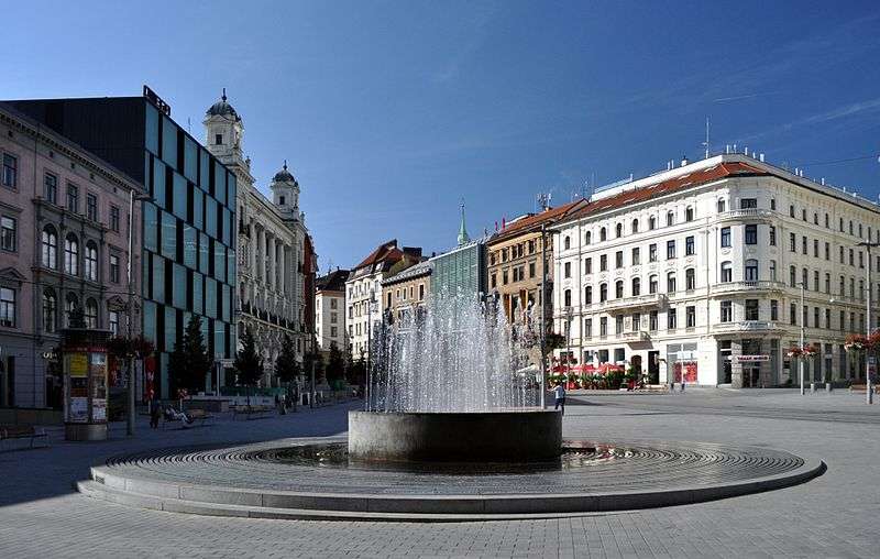 自由广场 Náměstí Svobody