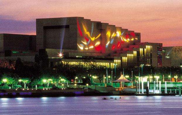 昆士兰文化中心 Queensland Cultural Centre