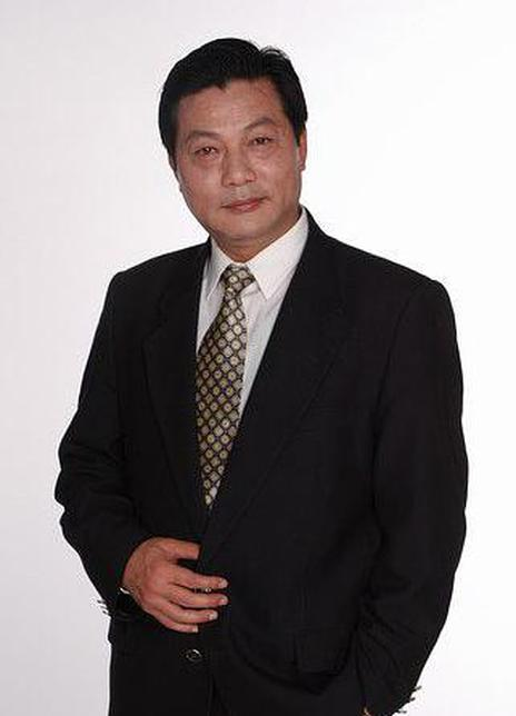 周益伦 Yilun Zhou