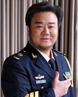 霍勇 Yong Huo