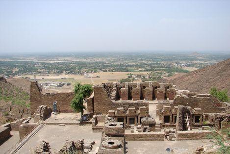 塔克特依巴依佛教遗址和萨尔依巴赫洛古遗址 Buddhist Ruins of Takht-i-Bahi and Neighbouring City Remains at Sahr-i-Bahlol