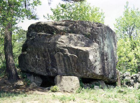 高昌华森和江华的史前墓遗址 Gochang Hwasun and Ganghwa Dolmen Sites