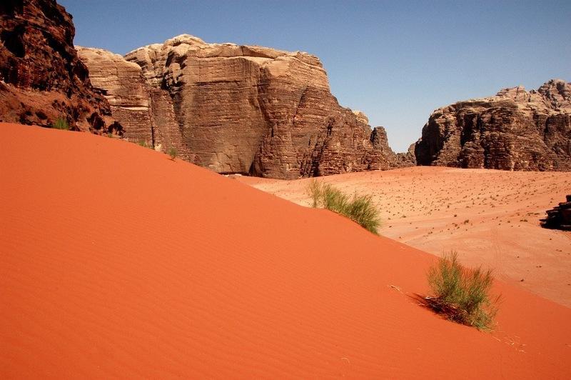 瓦迪拉姆保护区 Wadi Rum Protected Area