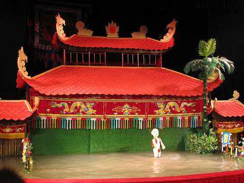 市立水上木偶戏剧院 Roi Nuoc Thang Long