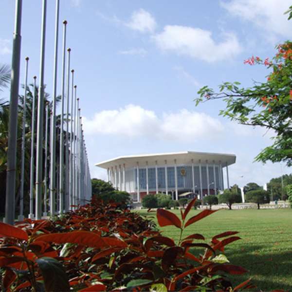 班达拉奈克国际会议大厦 Bandaranaike Memorial International Conference Hall