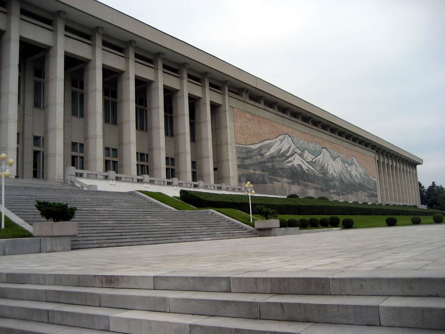 朝鲜革命博物馆 Korean Revolution Museum