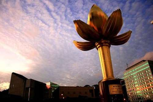 金莲花广场 Golden Lotus Square