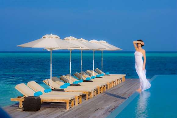 曼德芙岛 Medhufushi Island Resort Maldives