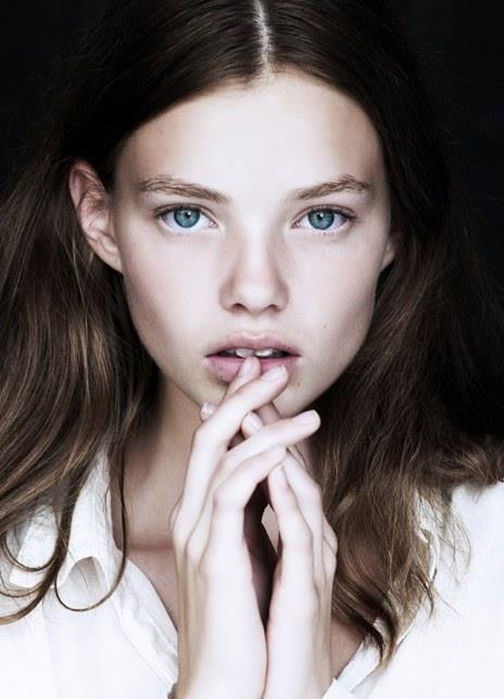 克里斯汀·弗劳赛斯 Kristine Froseth Kristine Frø seth