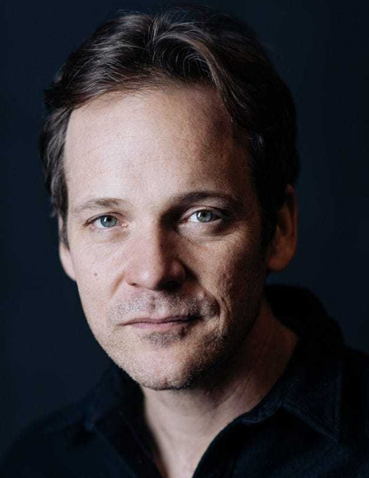 彼得·萨斯加德 Peter Sarsgaard John Peter Sarsgaard