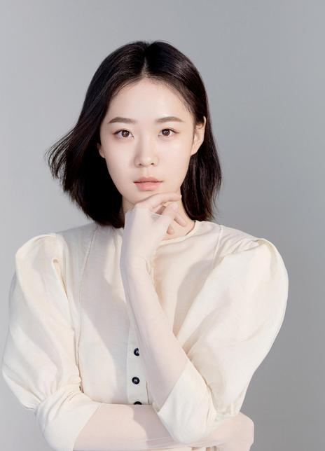 王一宁 Yining Wang