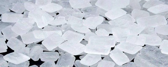 单晶体冰糖和多晶体冰糖的区别 单晶体冰糖和多晶体冰糖介绍