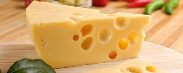 奶油奶酪过期还能吃吗 奶油奶酪过期不能吃