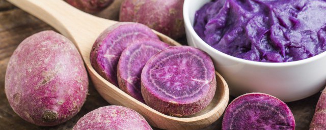 紫薯包子的家常做法 紫薯包子家常的做法