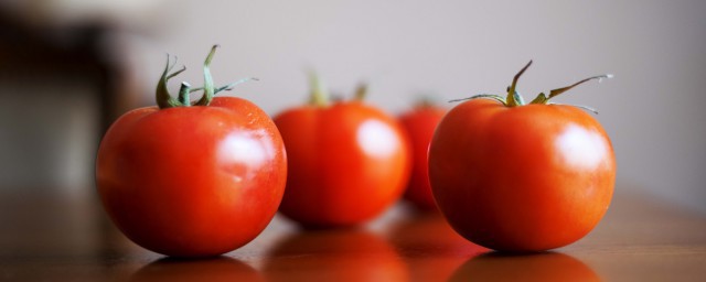 青菜西红柿汤面的家常做法 青菜西红柿汤面家常的做法