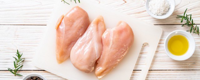 油炸鸡胸肉的家常做法 油炸鸡胸肉怎么做