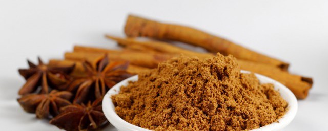 十三香和五香粉的区别用法 十三香和五香粉的区别用法介绍