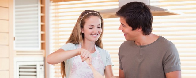 鸽子怎么烧才好吃 鸽子的烹饪方法