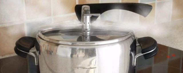 高压锅煮饭上气了还要煮多久 高压锅煮饭怎么煮