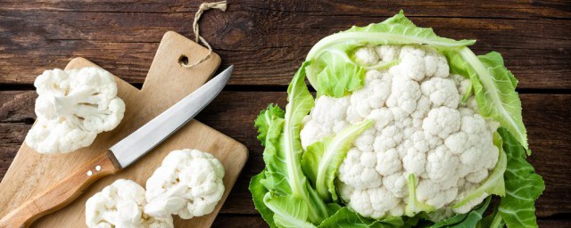 炒花菜要不要用水焯一下 炒花菜需要用水焯一下吗