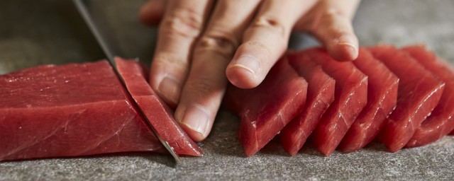 烤金枪鱼的家常做法 烤金枪鱼怎么做