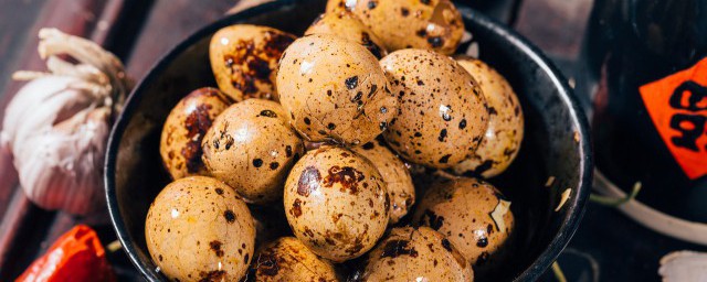 怎么剥鹌鹑蛋不粘壳 怎么剥鹌鹑蛋好