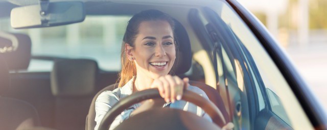 怎么清油路详细过程 如何清洗汽车清油