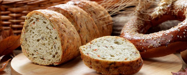 高压锅烘面包法的家常做法 高压锅烘面包法的详细教程