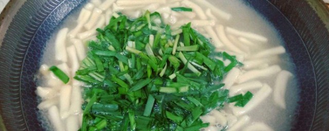 蟹味棒韭菜QQ面的家常做法 蟹味棒韭菜QQ面的家常做法介绍