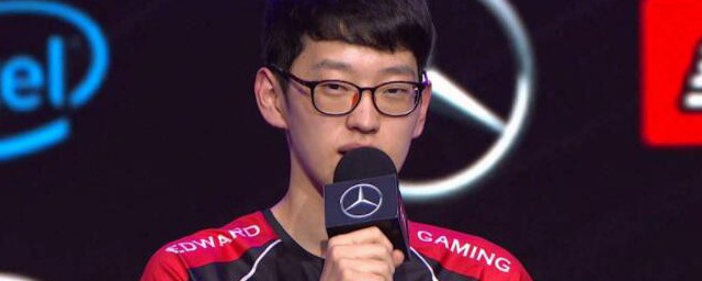 小学弟是谁的替补 小学弟是哪个人的替补