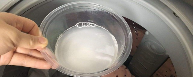 洗衣液泡衣服要泡多久 洗衣液泡衣服的时间 洗衣液泡衣服要泡多久 洗衣液泡衣服的时间