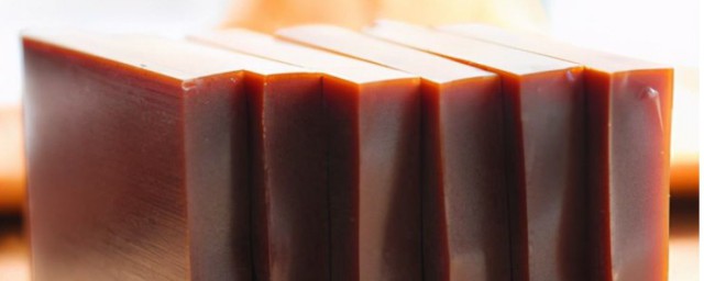 哪些女性不宜吃阿胶 阿胶的饮食禁忌 哪些女性不宜吃阿胶 阿胶的饮食禁忌