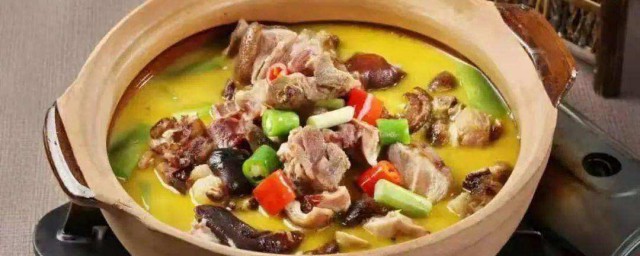 腊猪脚火锅怎么做好吃 腊猪脚火锅如何做好吃