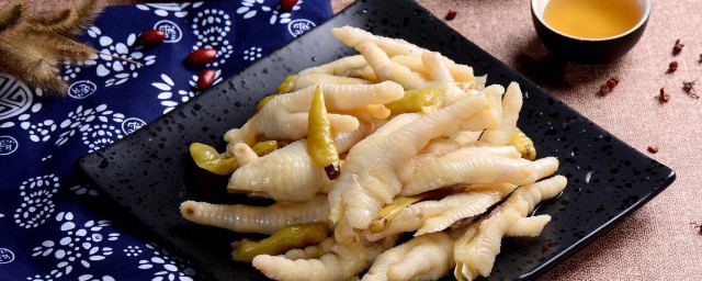 泡椒鸡爪怎么泡才好吃 如何做泡椒鸡爪