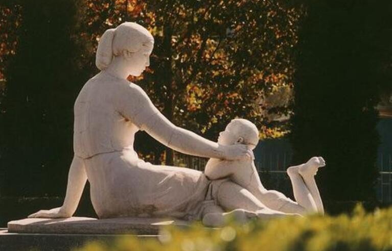 形容母爱的优美句子有哪些