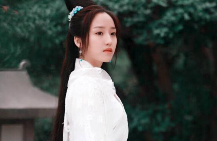 我见犹怜有哪些造句