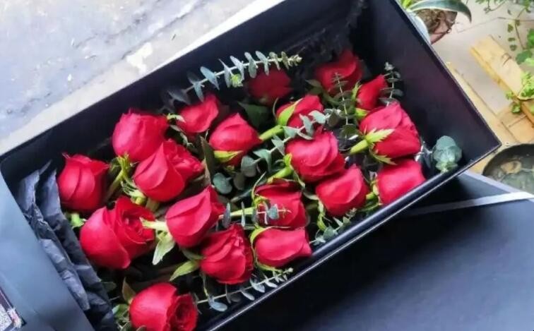 19朵玫瑰代表什么意思 19朵玫瑰代表什么意思