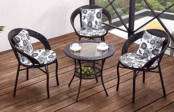 阳台椅子选购有哪些注意事项 阳台椅子选购有哪些注意事项