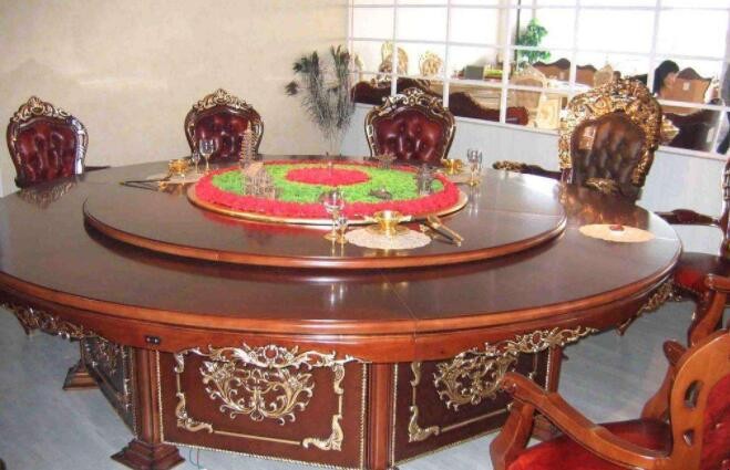 如何挑选电动式的餐桌