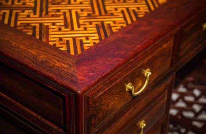 怎么辨别黄花梨木家具