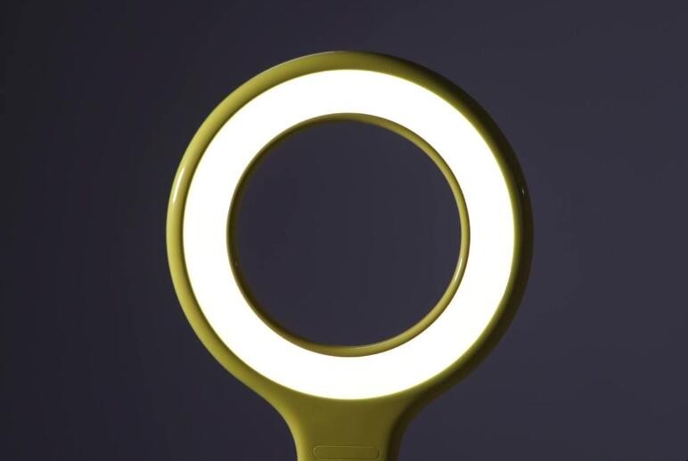 如何选购智能护眼灯